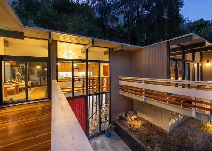 New Listing Architectural Villa By Colby & Conrad