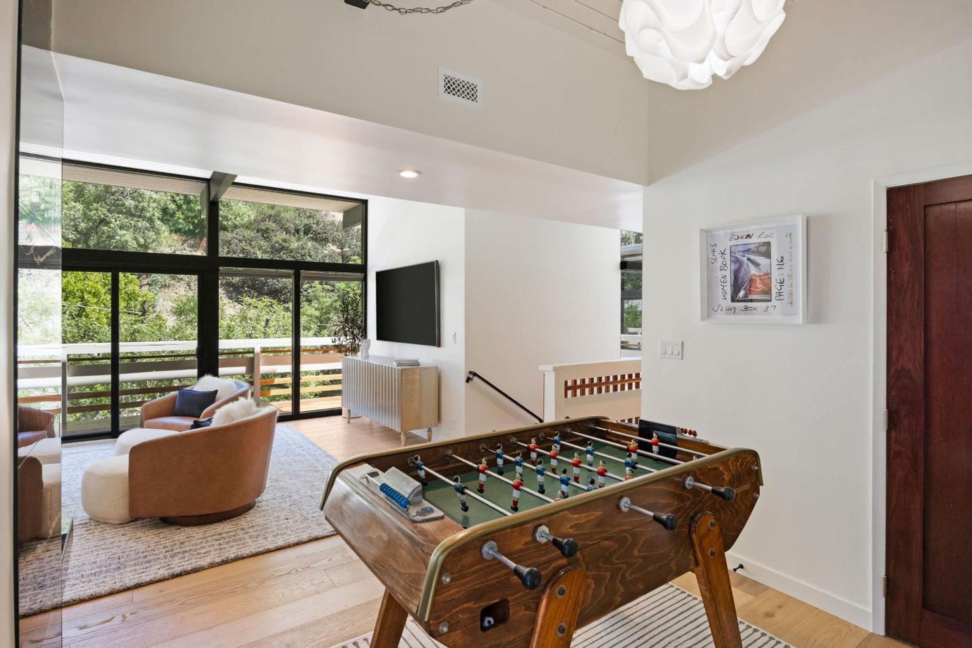 New Listing Architectural By Colby & Conrad * Los Angeles