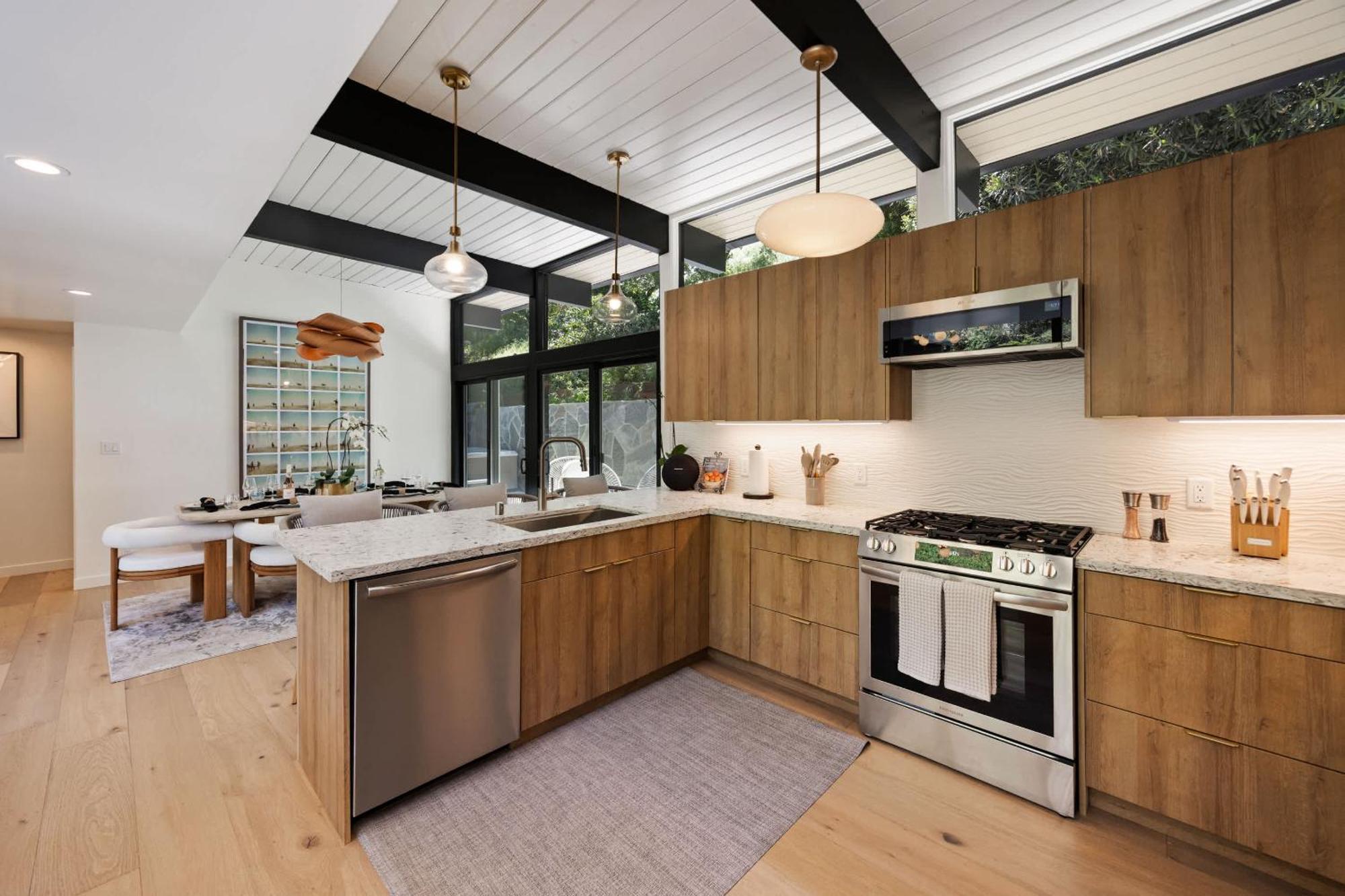 New Listing Architectural By Colby & Conrad Los Angeles