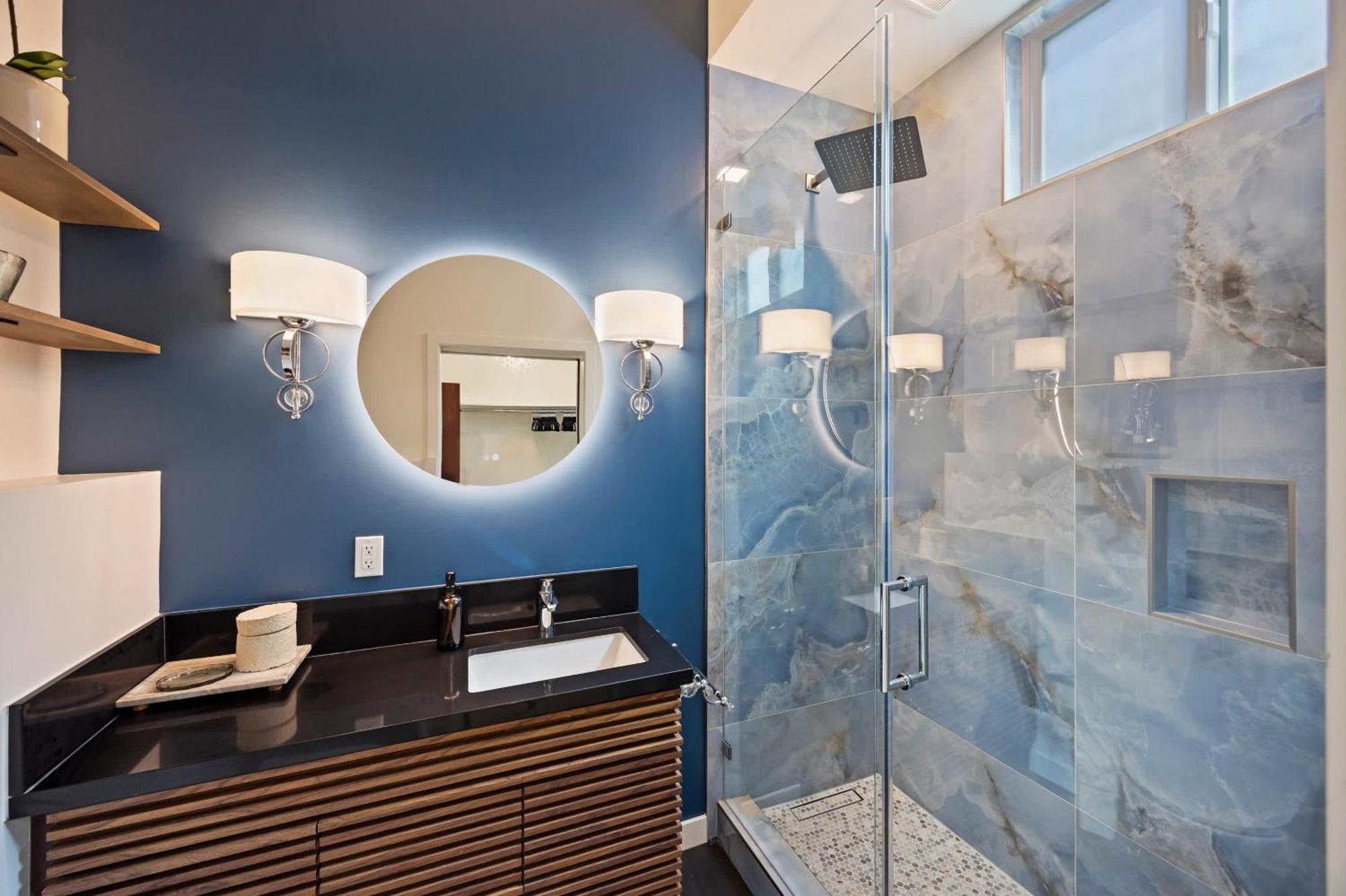 New Listing Architectural By Colby & Conrad Hébergement de vacances